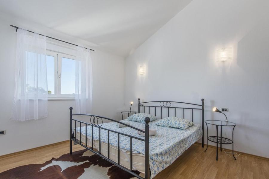 Vila Pietra Dajla Exteriér fotografie